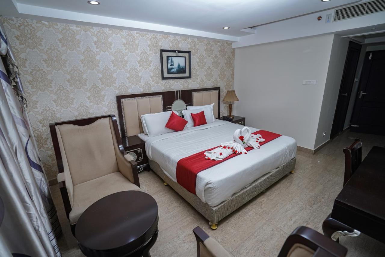 Hotel Sidhartha Chalakudy Kizhake Chālakudi Eksteriør billede