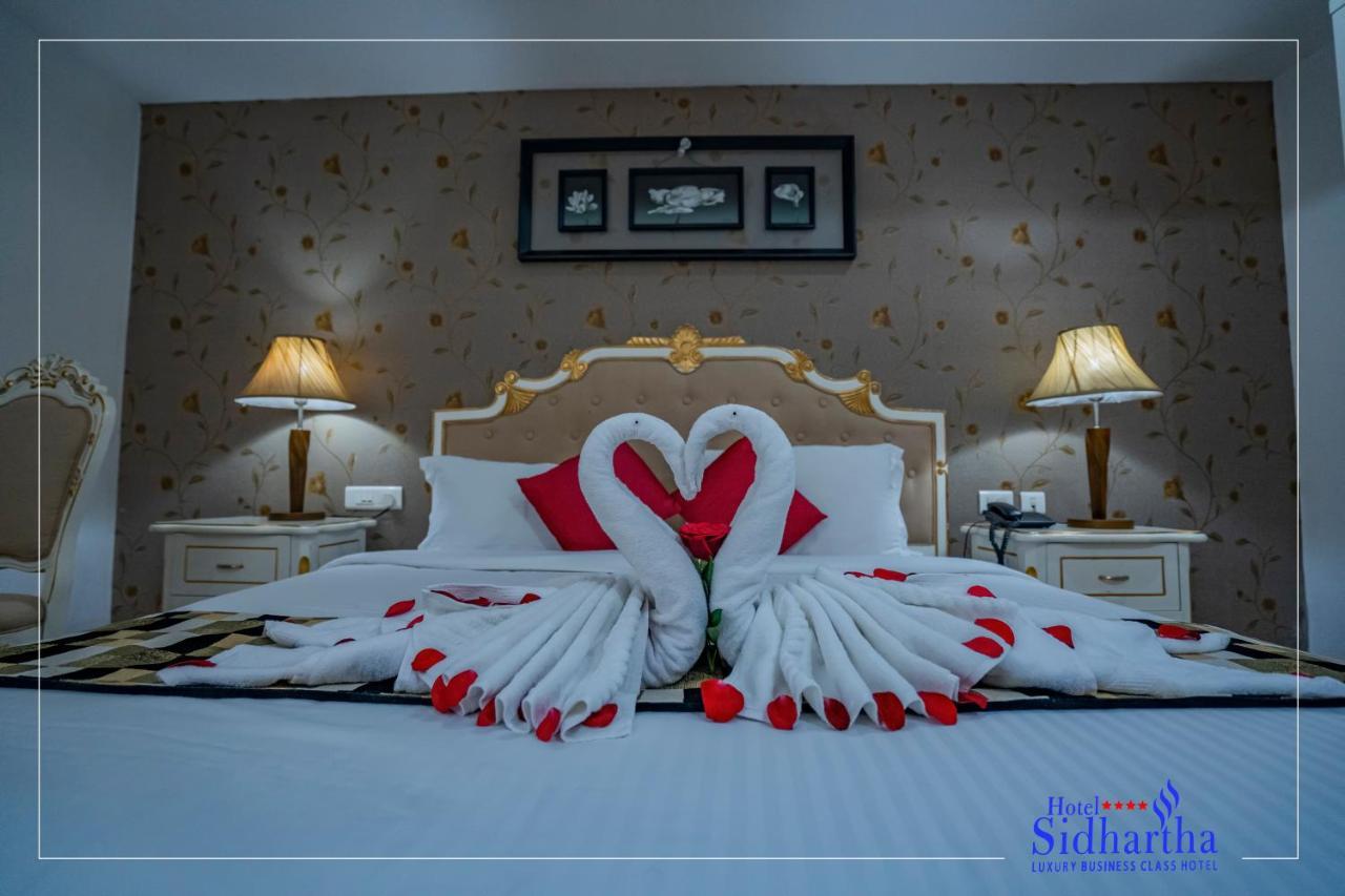 Hotel Sidhartha Chalakudy Kizhake Chālakudi Eksteriør billede