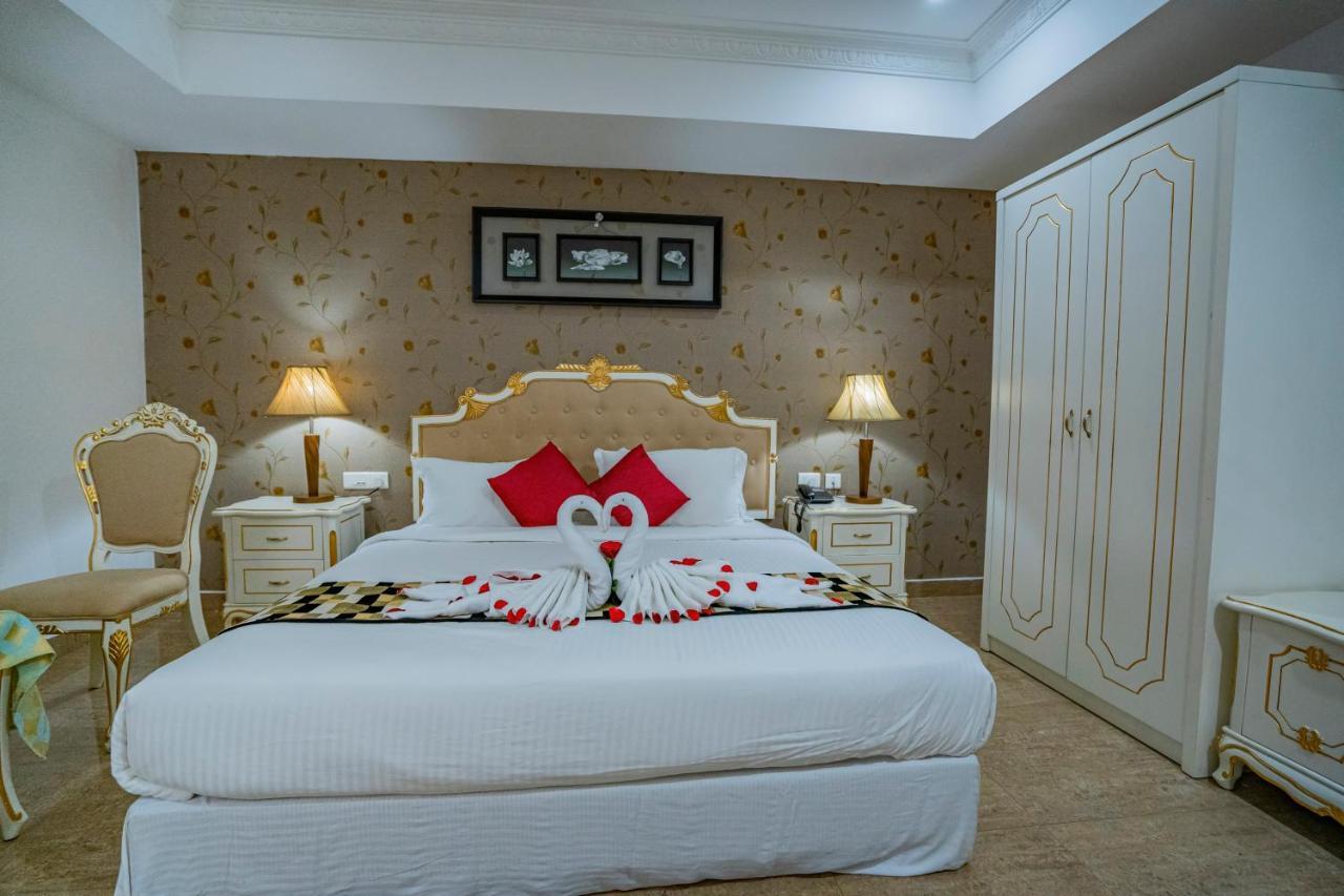 Hotel Sidhartha Chalakudy Kizhake Chālakudi Eksteriør billede