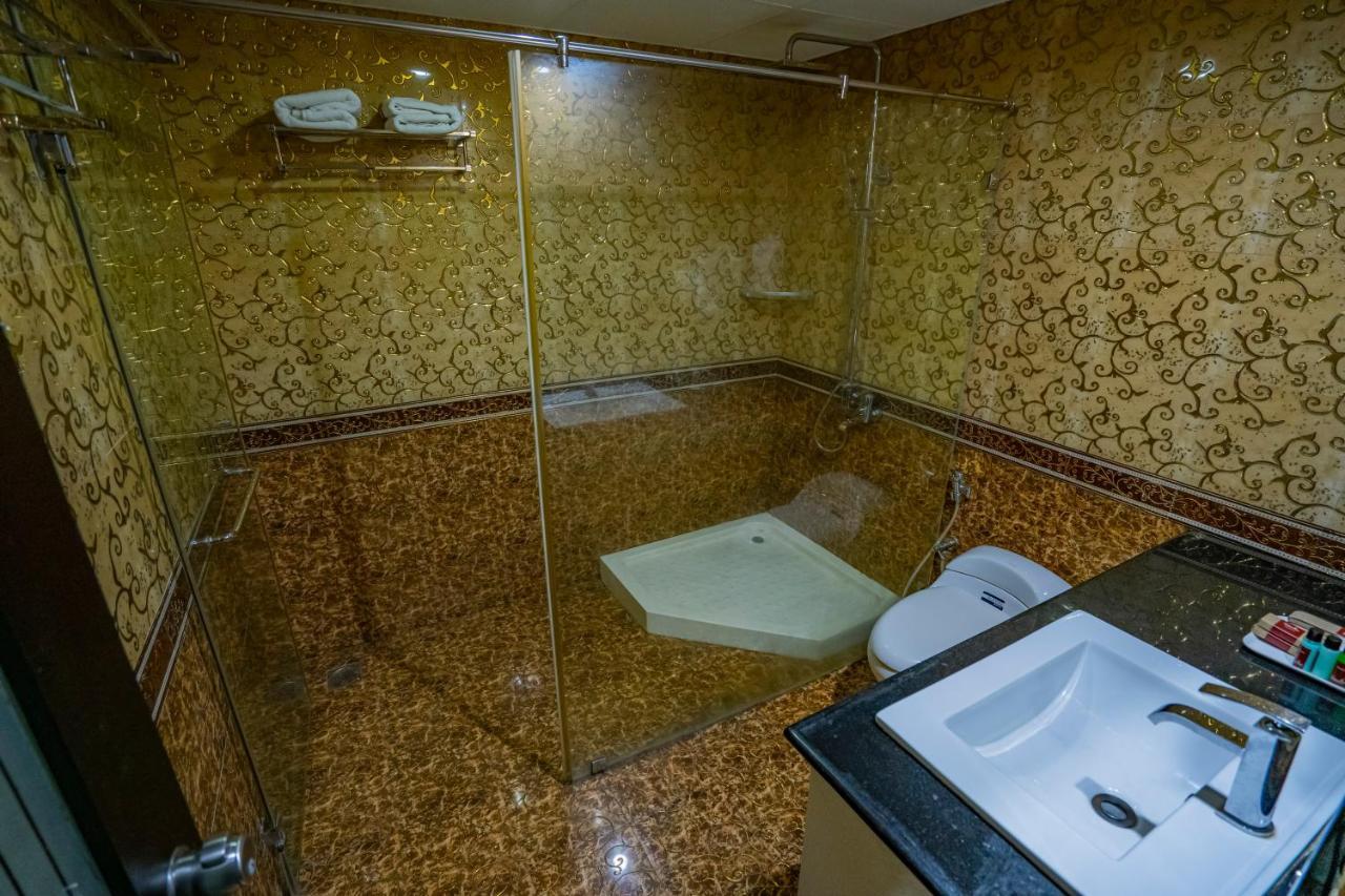 Hotel Sidhartha Chalakudy Kizhake Chālakudi Eksteriør billede